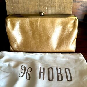 GUC HOBO International Legacy Lauren Leather Double Frame Clutch Wallet